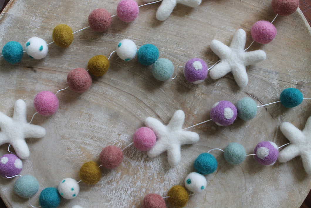 Summer Stars Felt Garland