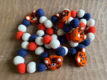 Load image into Gallery viewer, Auburn Tigers Garland
